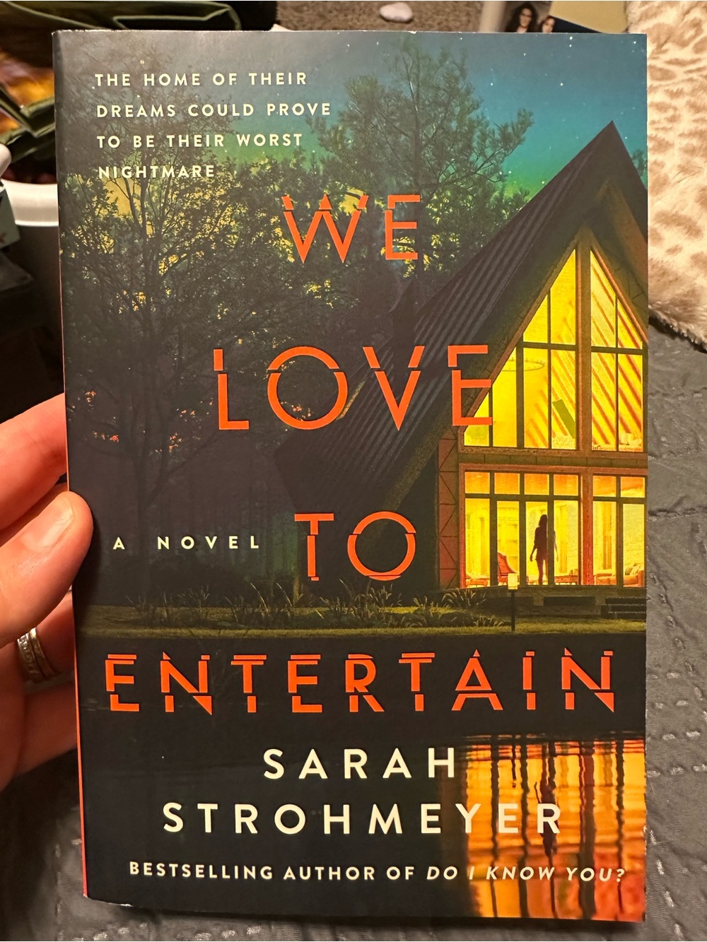 We love to entertain by Sarah Strohmeyer